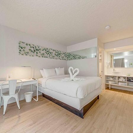 Travel Lodge By Wyndham 10 Min From Disney Kissimmee Kültér fotó
